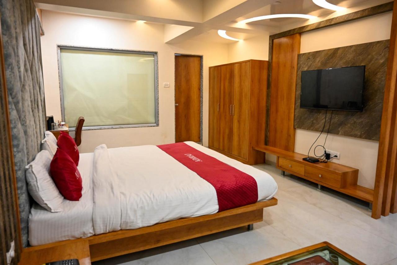 Adiraj Residency Hotel Navi Mumbai Ngoại thất bức ảnh