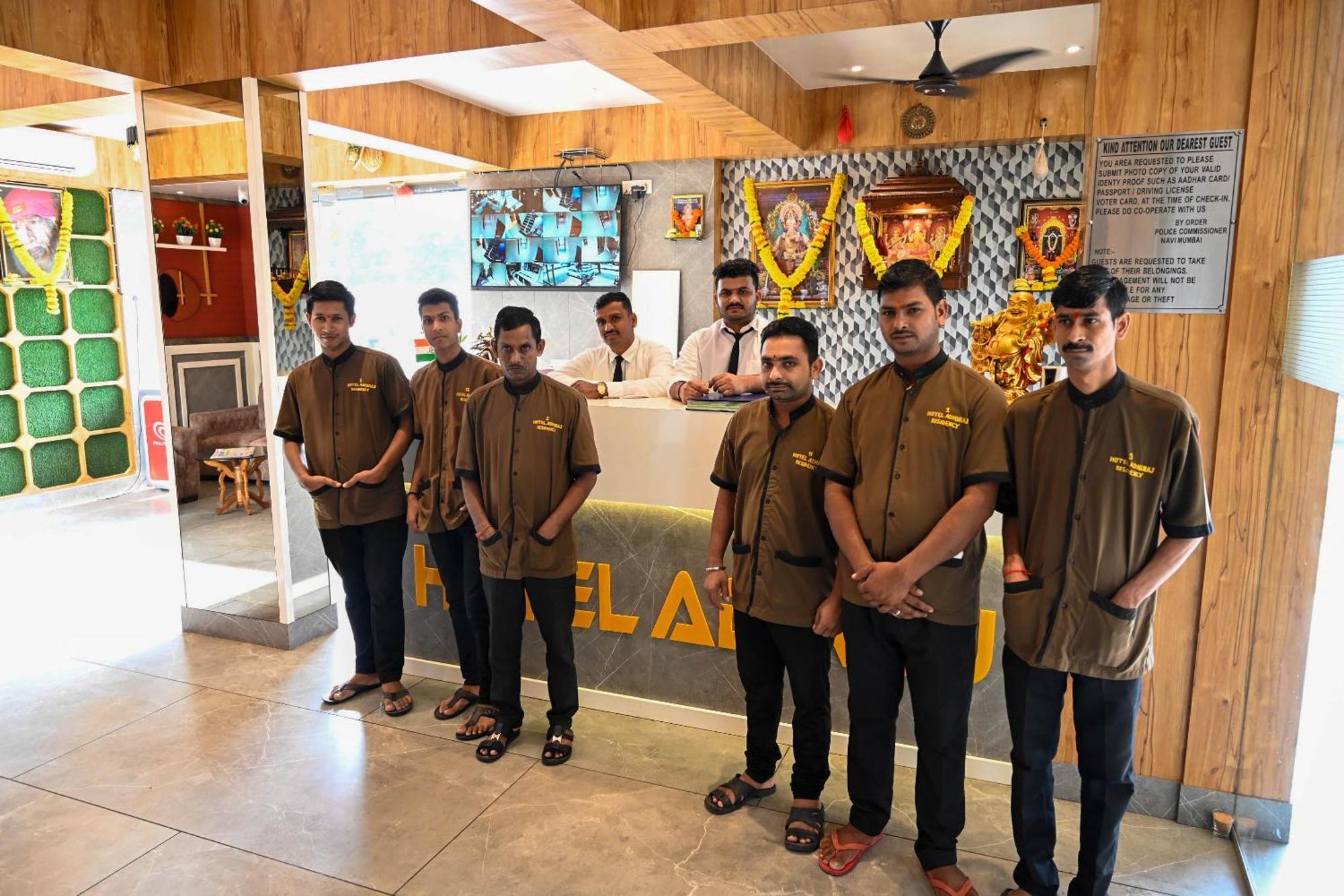 Adiraj Residency Hotel Navi Mumbai Ngoại thất bức ảnh