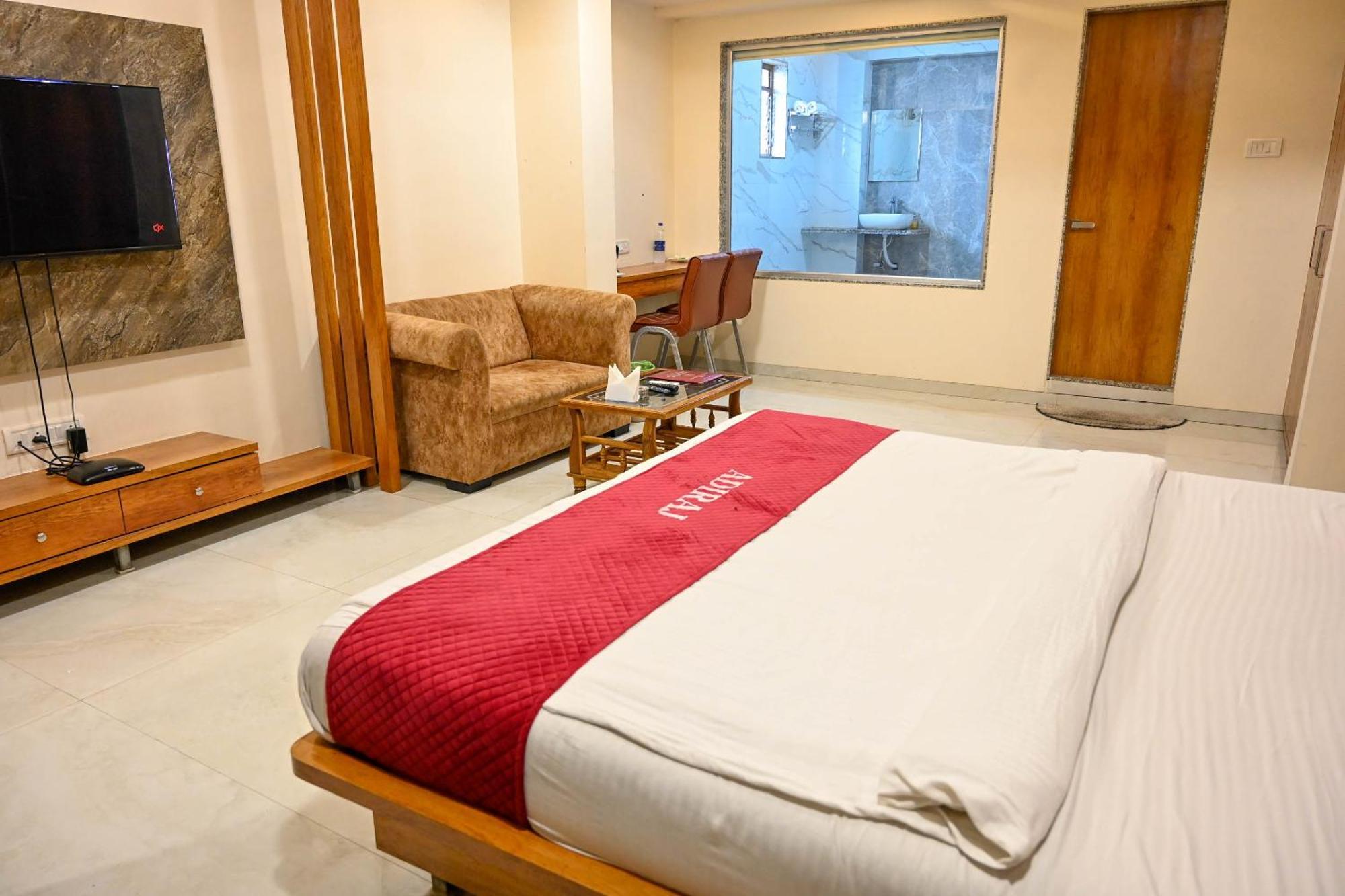 Adiraj Residency Hotel Navi Mumbai Ngoại thất bức ảnh
