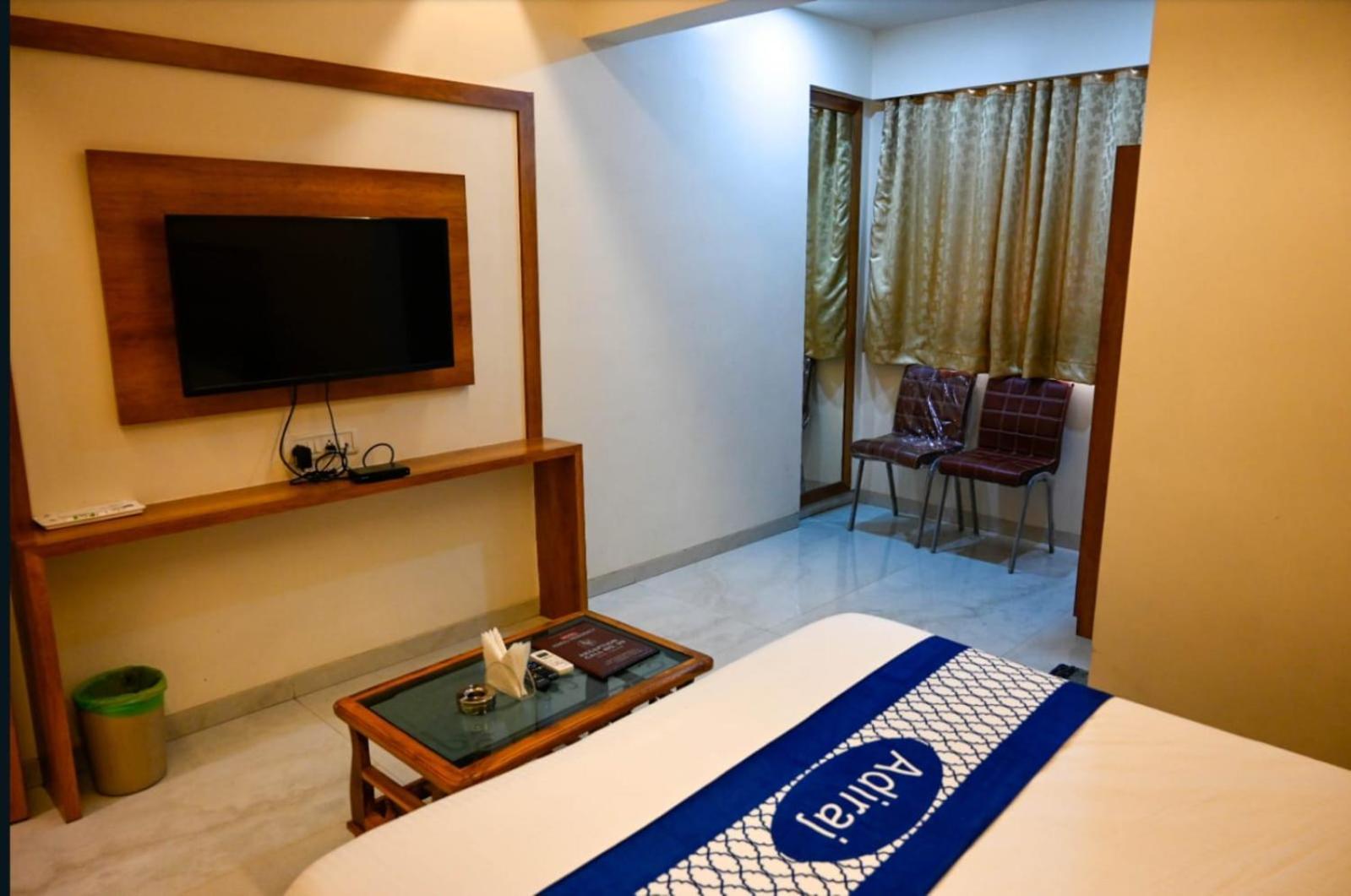 Adiraj Residency Hotel Navi Mumbai Ngoại thất bức ảnh